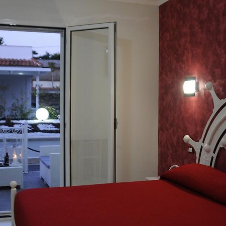 Badinomare Bed & Breakfast Терачина Екстериор снимка